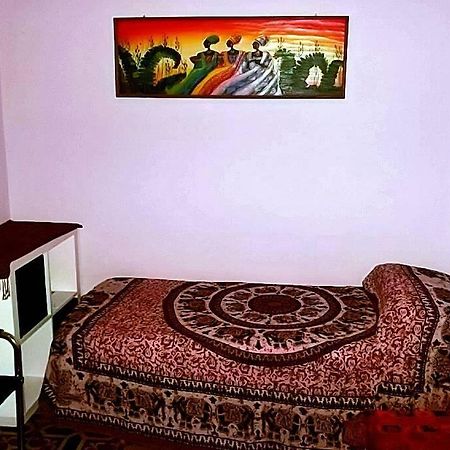 Three Rooms Near Central Station Catânia Exterior foto