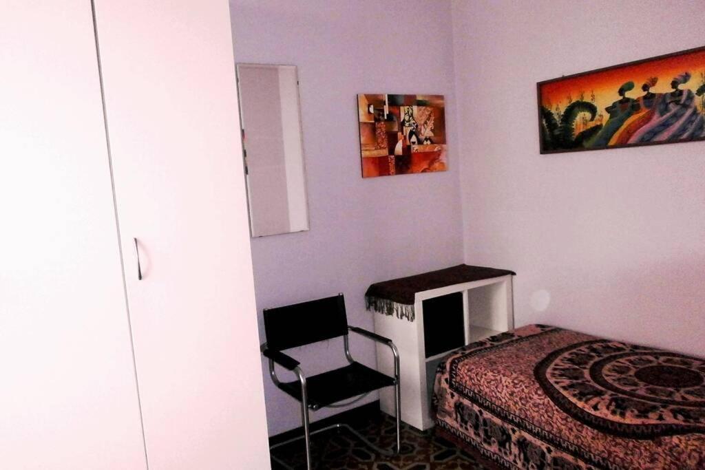 Three Rooms Near Central Station Catânia Exterior foto